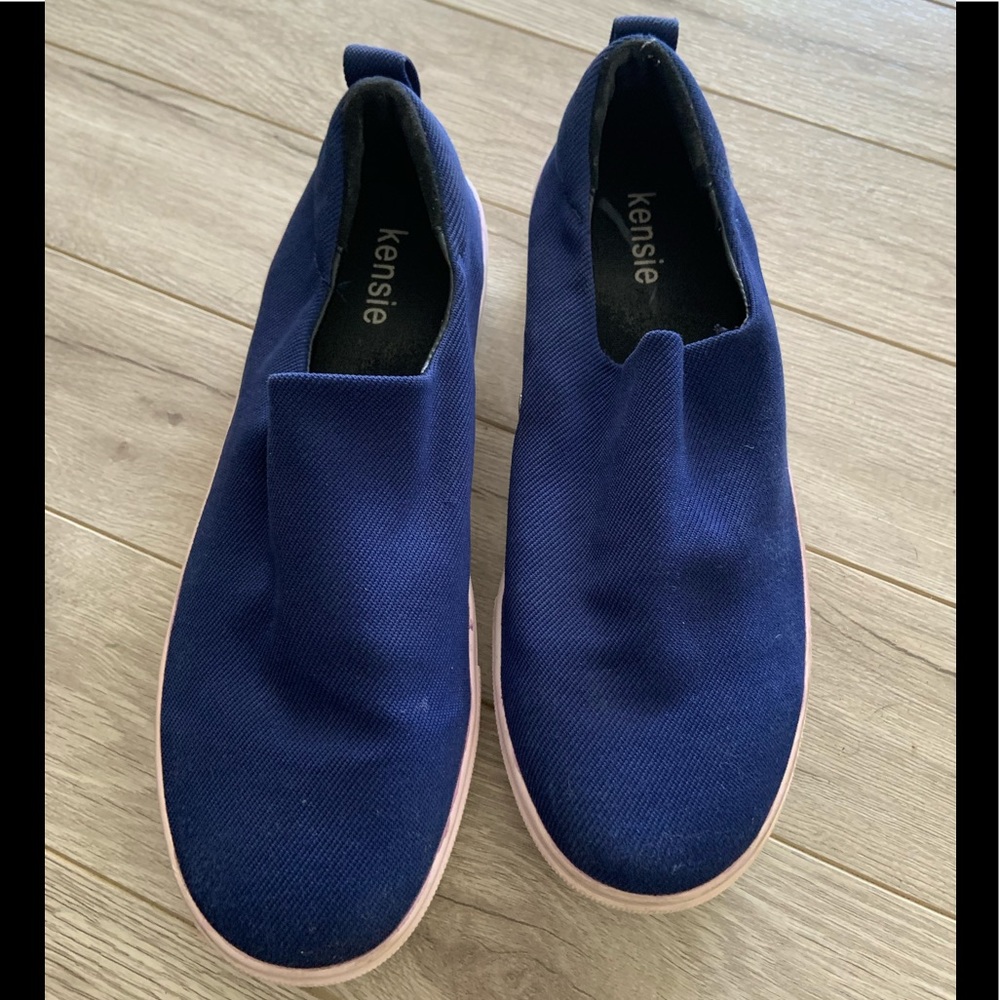 Slip on sneakers